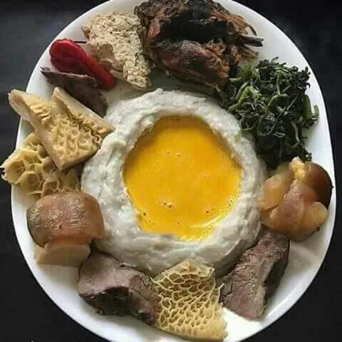 Taro sauce jaune