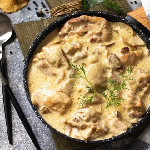Poulet à la crème fraiche