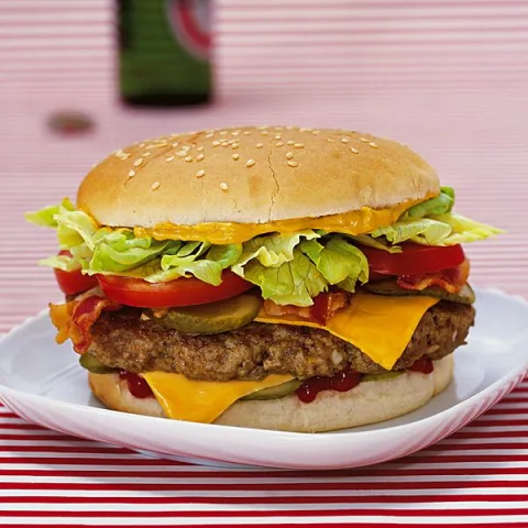 CHIKEN BURGER BACON