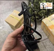 TALON TRES CHIC POUR FEMMES 2