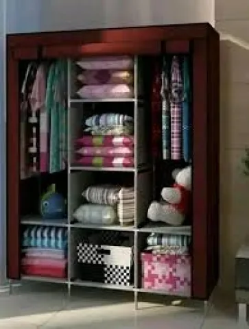 Amoire de penderie en tissu