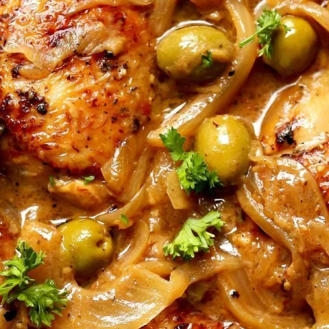 Poulet  sauce yassa